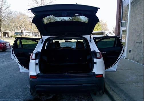 2020 Jeep Cherokee Altitude