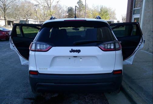 2020 Jeep Cherokee Altitude
