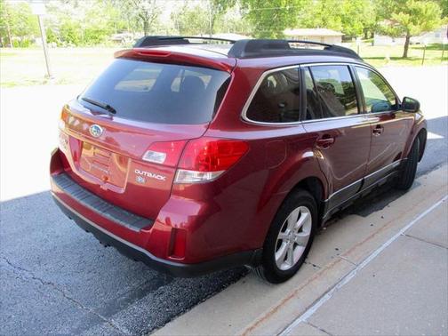 2013 Subaru Outback 2.5i Premium