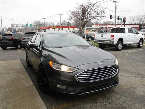 2020 Ford Fusion SE