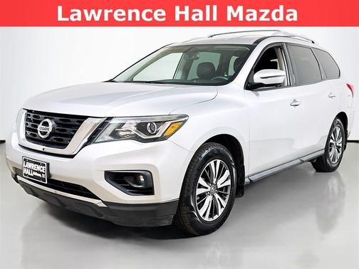 2017 Nissan Pathfinder SL