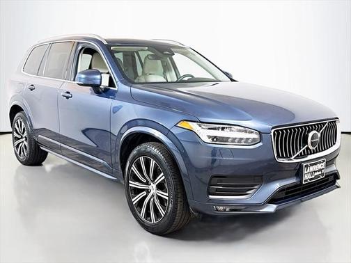 2023 Volvo XC90 B5 Core