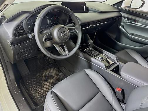 2025 Mazda Mazda3 FWD w/Preferred Package