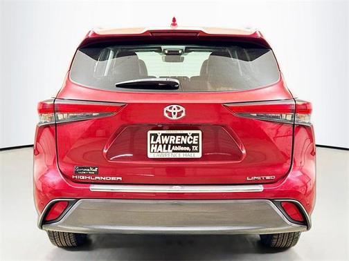 2022 Toyota Highlander Limited