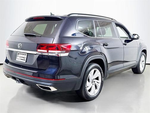 2023 Volkswagen Atlas 3.6L SE w/Technology