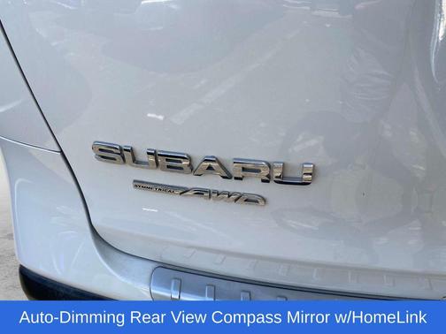 Crystal White Pearl 2020 Subaru Ascent Premium 8-Passenger