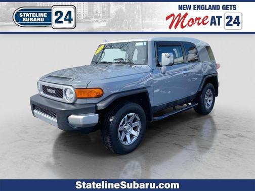 2014 Toyota FJ Cruiser Base