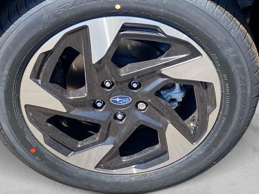 Ice Silver Metallic 2026 Subaru Crosstrek Limited