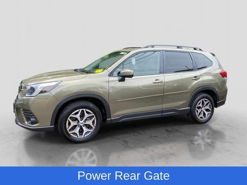 Autumn Green Metallic 2024 Subaru Forester Premium
