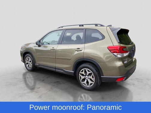 Autumn Green Metallic 2024 Subaru Forester Premium