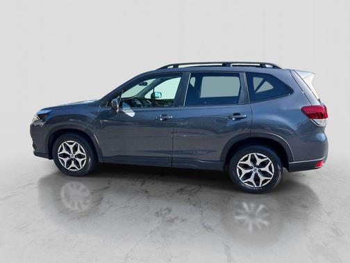 Magnetite Gray Metallic 2023 Subaru Forester Premium