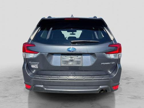 Magnetite Gray Metallic 2023 Subaru Forester Premium