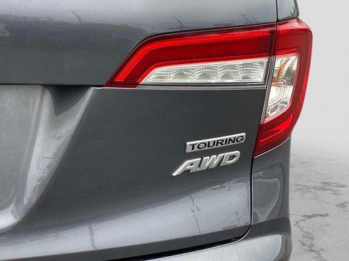 Gray 2019 Honda Pilot Touring 7-Passenger