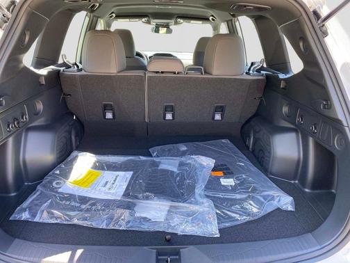 Crystal White Pearl 2026 Subaru Forester