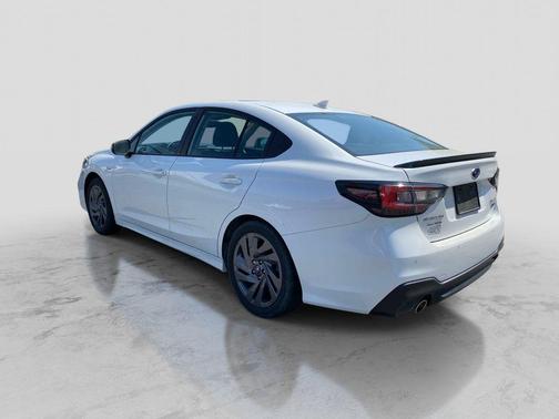 Crystal White Pearl 2024 Subaru Legacy Sport