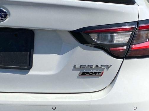 Crystal White Pearl 2024 Subaru Legacy Sport