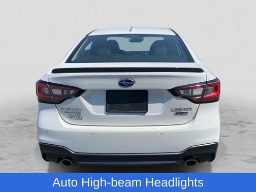 Crystal White Pearl 2024 Subaru Legacy Sport