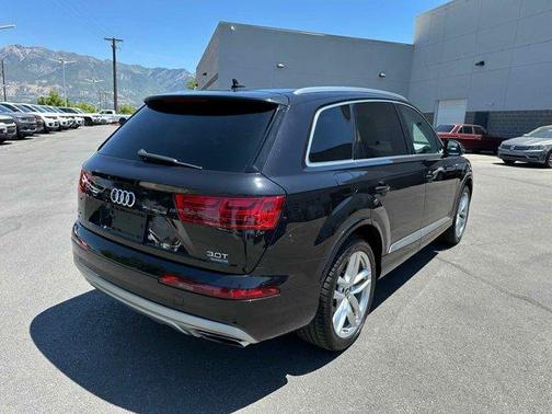 2017 Audi Q7 3.0T Prestige