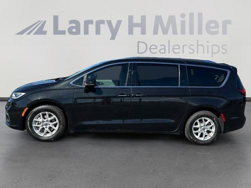 2021 Chrysler Pacifica Touring-L