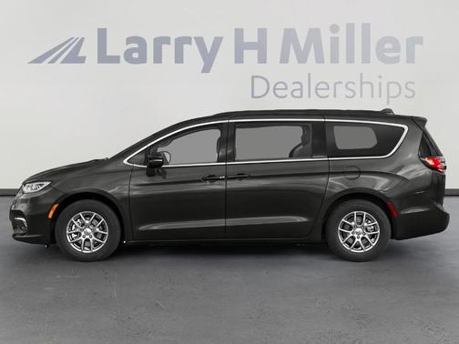 2022 Chrysler Pacifica Touring-L