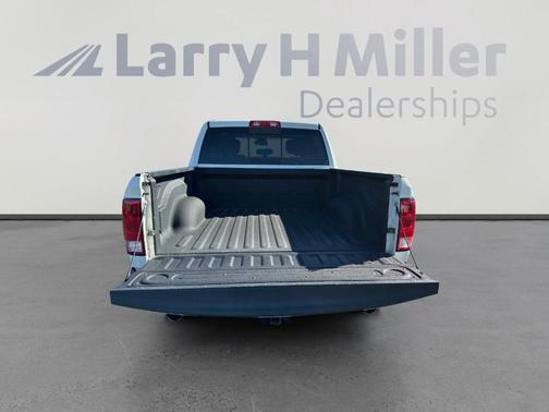 2016 RAM 1500 SLT