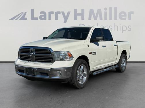2016 RAM 1500 SLT