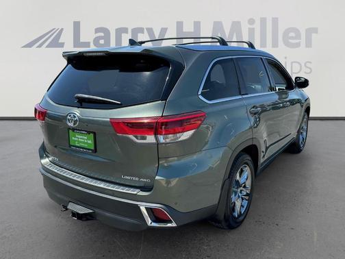 2019 Toyota Highlander Limited Platinum