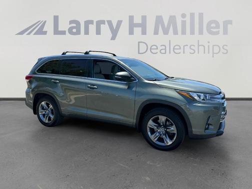 2019 Toyota Highlander Limited Platinum