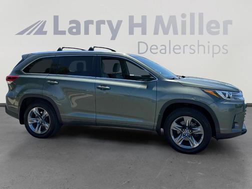 2019 Toyota Highlander Limited Platinum
