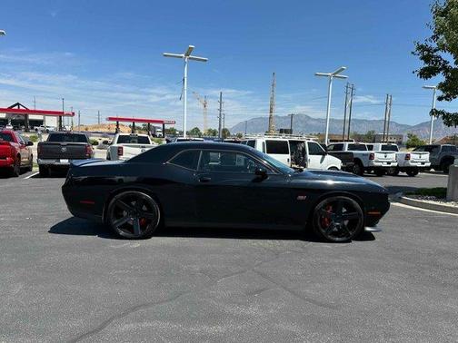 2016 Dodge Challenger SRT 392