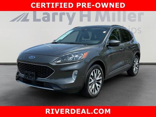 2020 Ford Escape Titanium