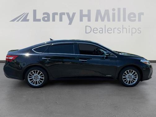2017 Toyota Avalon Hybrid Limited