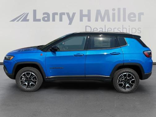 2025 Jeep Compass Trailhawk