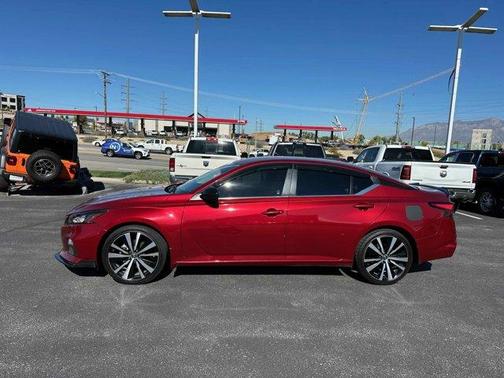 2020 Nissan Altima 2.5 SR
