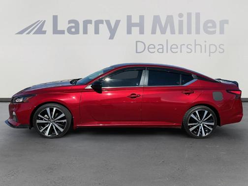 2020 Nissan Altima 2.5 SR