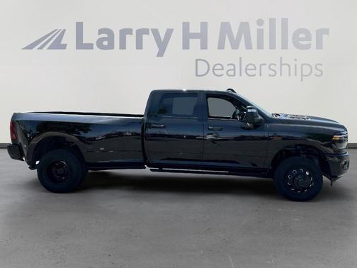 2025 RAM 3500 Laramie
