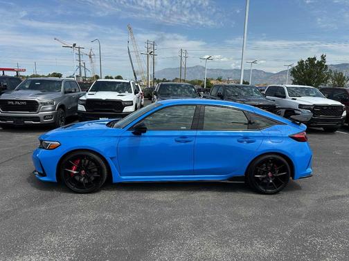2023 Honda Civic Type R Base