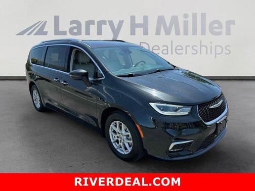 2021 Chrysler Pacifica Touring-L