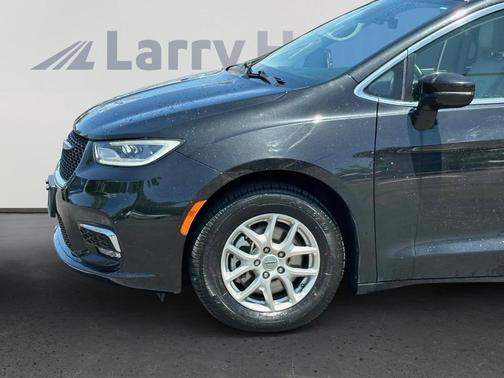 2021 Chrysler Pacifica Touring-L