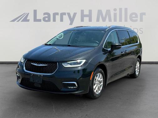 2021 Chrysler Pacifica Touring-L