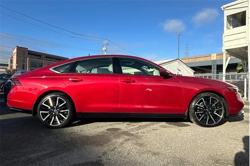 2025 Honda Accord Hybrid Touring