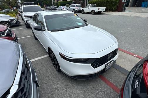 2023 Honda Accord Hybrid Base