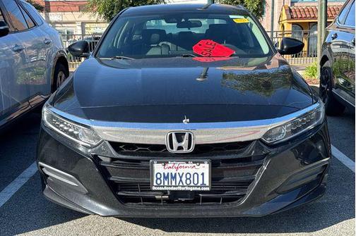 Crystal Black Pearl 2019 Honda Accord LX
