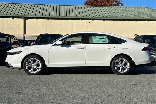 2025 Honda Accord LX 1.5T