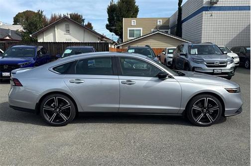 2025 Honda Accord Hybrid Base