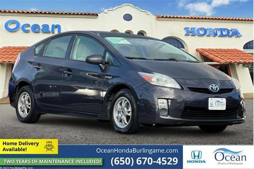 2010 Toyota Prius III