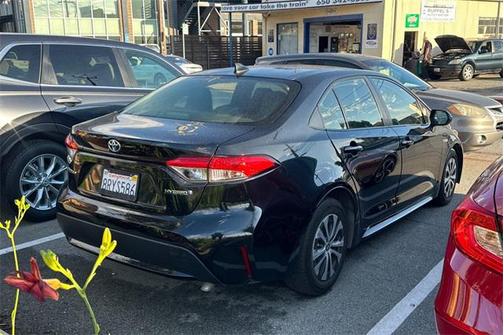 2021 Toyota Corolla Hybrid LE