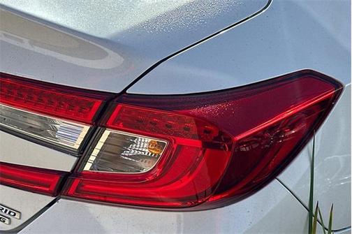 2022 Honda Accord Hybrid Touring