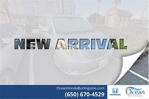 2013 Toyota Sienna XLE