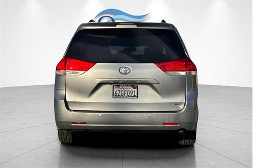 2013 Toyota Sienna XLE